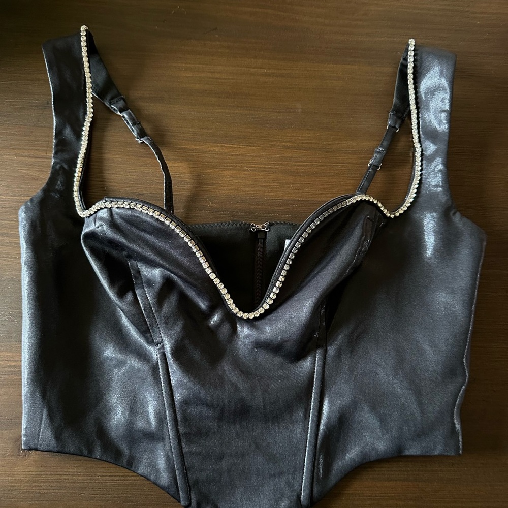 Oh Polly Elegant Black Crop Top